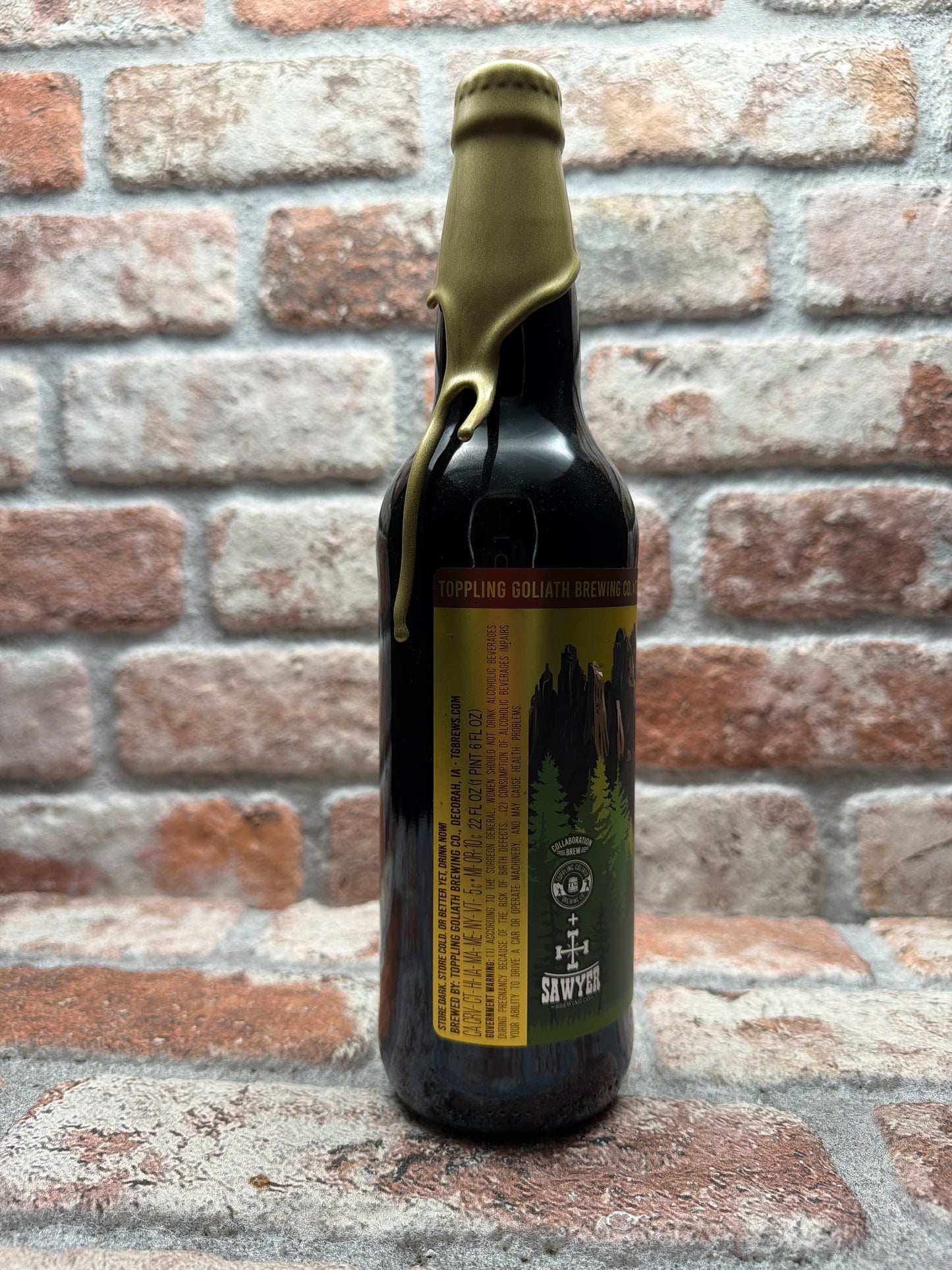 Toppling Goliath Brewing Co. Toppling Timber Stout – 65 CL