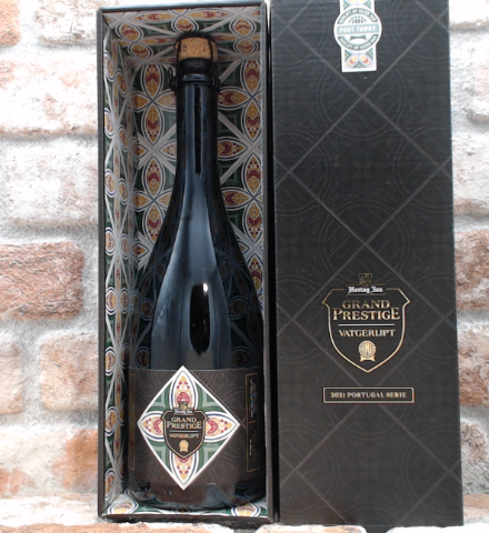Hertog Jan Grand Prestige 2010 und 2017 inkl. Holzkiste 2010 Barleywine – 75 CL