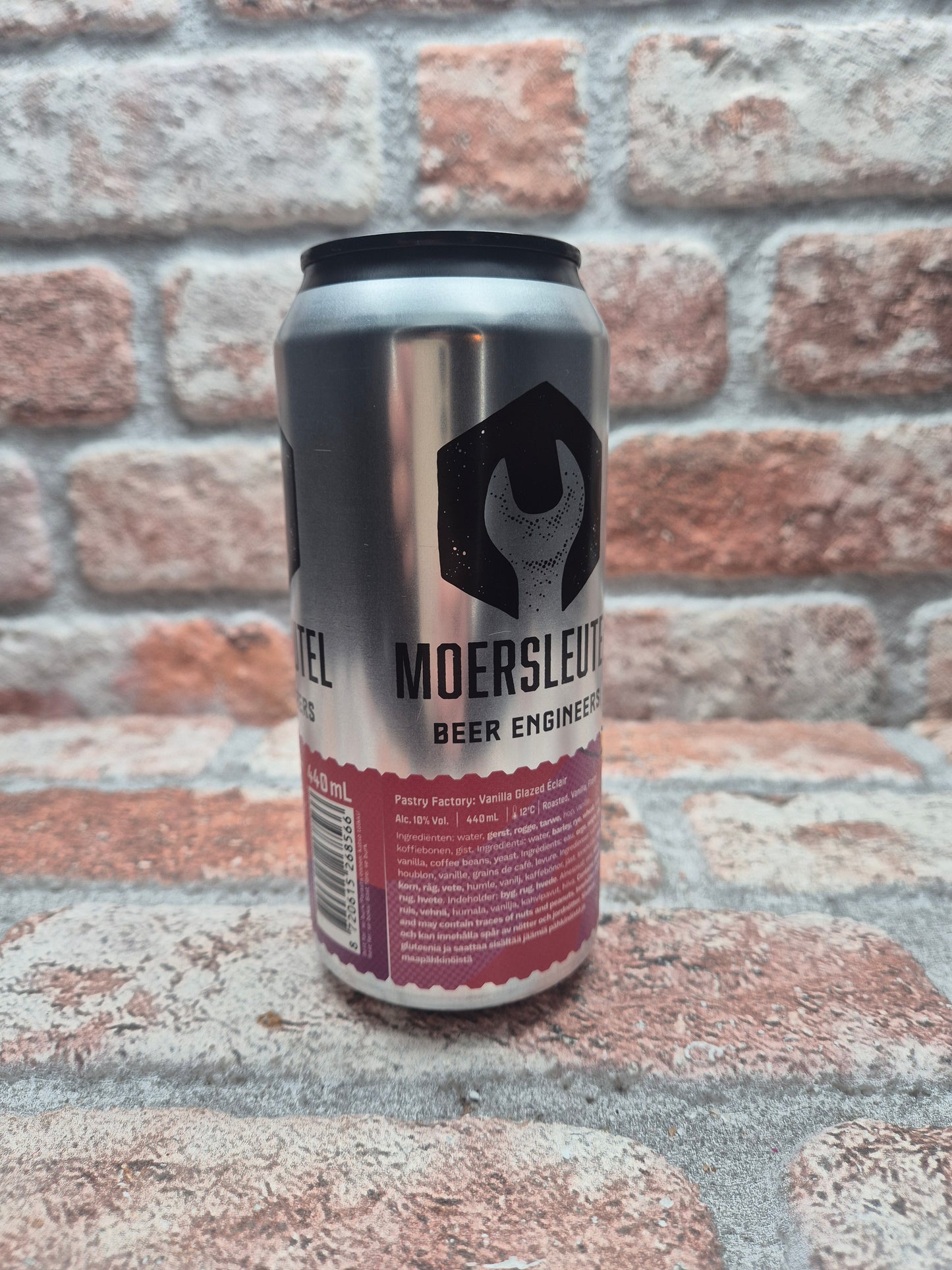 Moersleutel Pastry Factory: Vanilla Glazed Éclair Stout - 44 CL