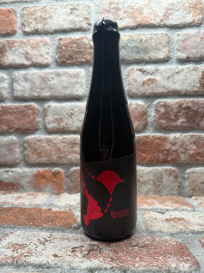 Phase Three Eunoia Batch 22: Coconut, Cacao Nibs, Hazelnut & Vanilla Stout - 50 CL