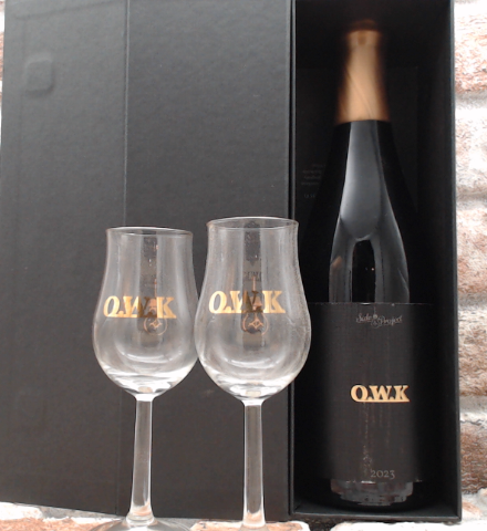 Side Project O.W.K. Including Glasses en doos 2023 - 75 CL