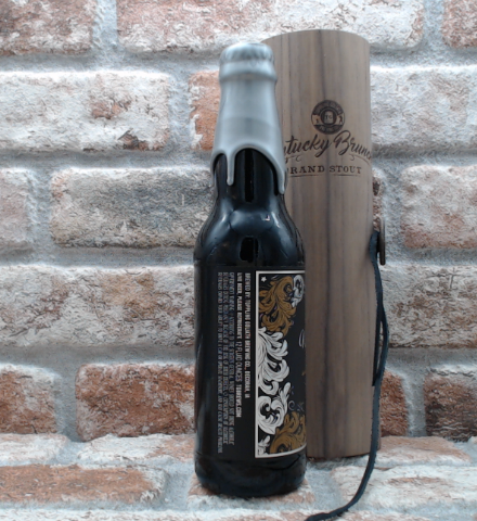 Kentucky Brunch Brand Stout (KBBS) met koker 2018 - 33 CL