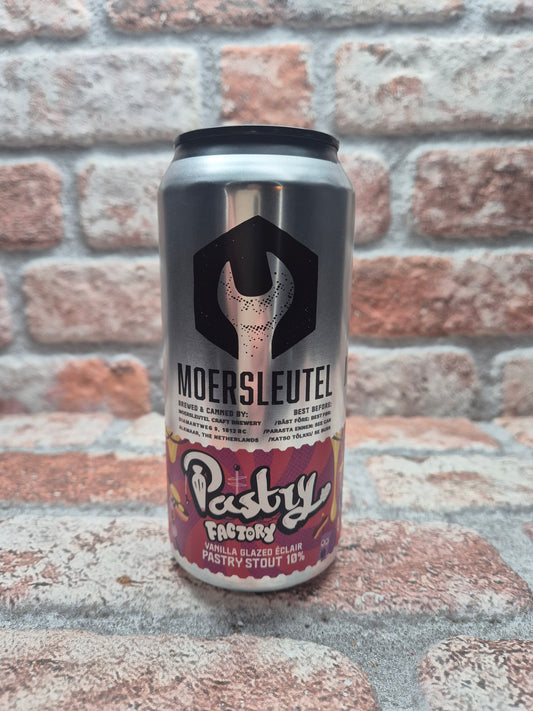Moersleutel Pastry Factory: Vanilla Glazed Éclair Stout - 44 CL