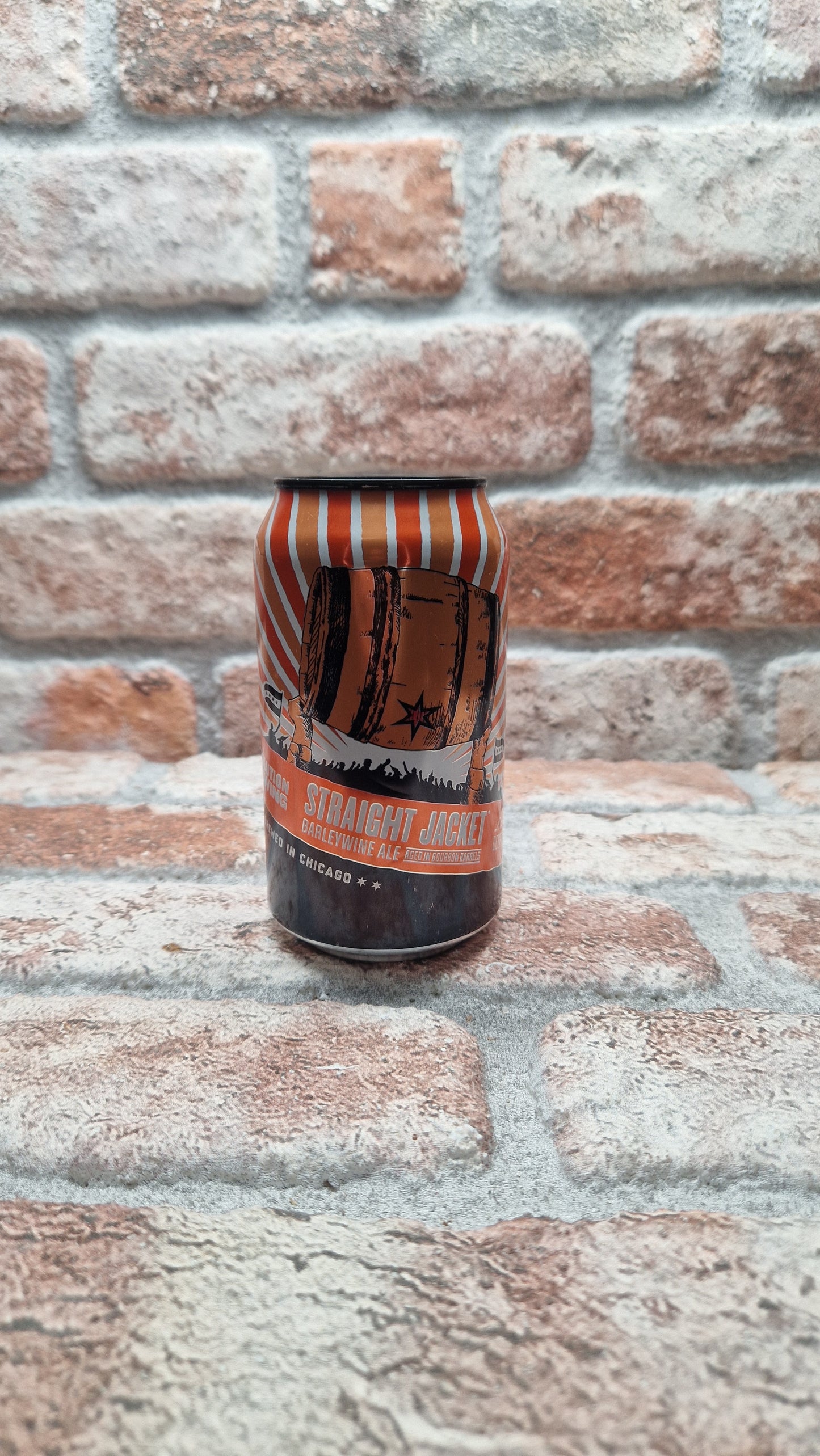 Revolution Straight Jacket 2020 Barleywine - 35 cl