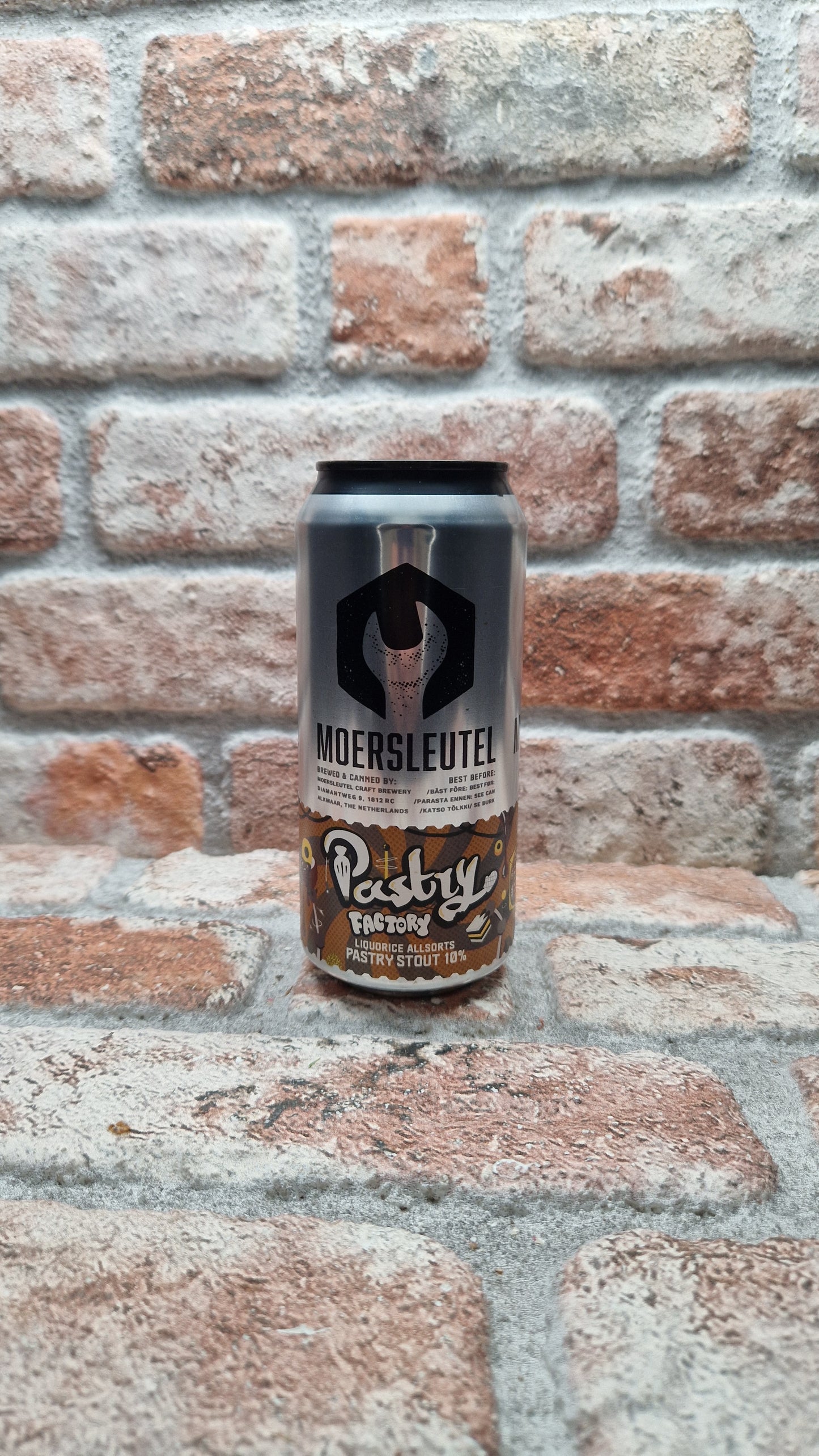 Moersleutel Craft Brewery Pastry Factory: Liquorice All Sorts Stout - 44 CL